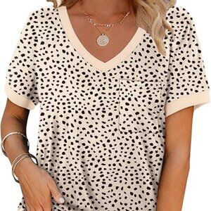 Geifa Womens T Shirts Short Sleeve V Neck Loose Casual Summer Tops with Pocket